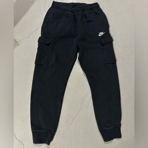 Nike Men’s NSW Club Fleece Cargo Sweatpants